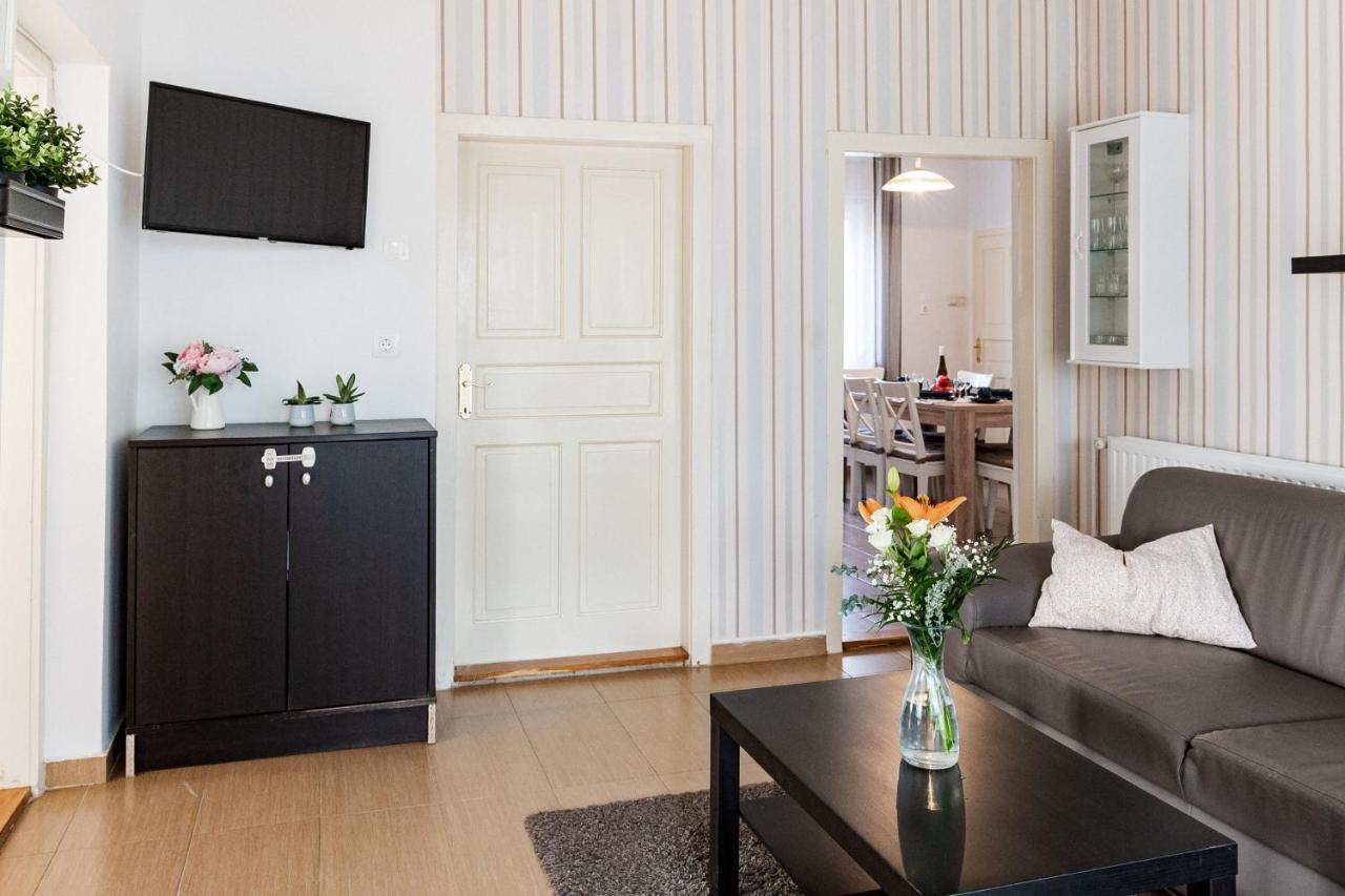 Levendula Apartmanhaz バダチョニトマイ エクステリア 写真